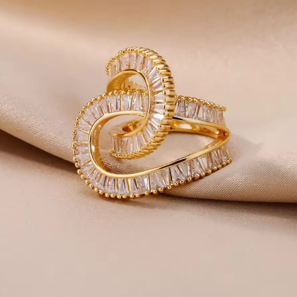 Classic Adjustable Gold and rhinestone Women's Ring - Picture 3 of 5